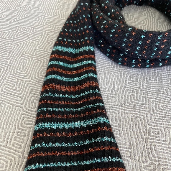 Missoni Merino Wool-Blend Chevron Shimmer Knit Scarf - Picture 3 of 8